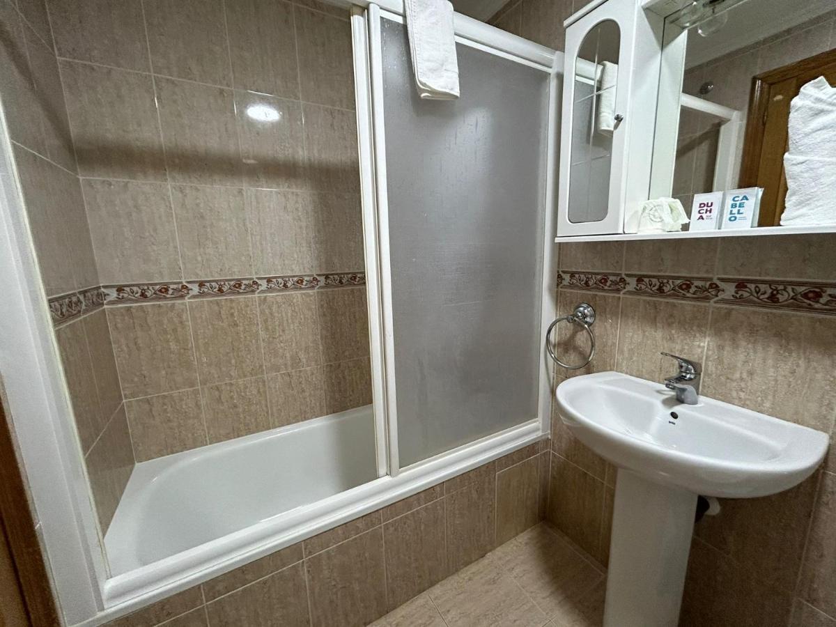 H. Lavid Hotel Бривиеска Екстериор снимка